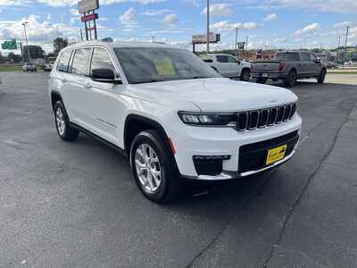 2023 Jeep Grand Cherokee L, $32900. Photo 2