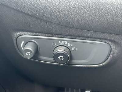 2023 Chevrolet Equinox, $16285. Photo 12