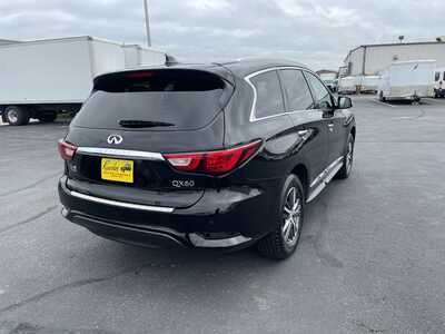 2016 Infiniti QX60, $9995. Photo 8