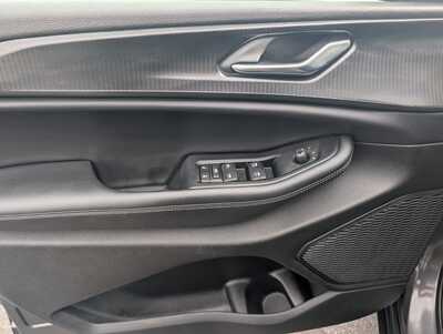 2025 Jeep Grand Cherokee, $34457. Photo 10