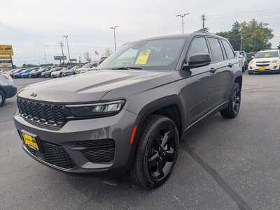 2025 Jeep Grand Cherokee, $34457. Photo 4