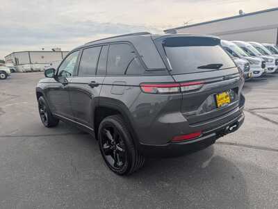2025 Jeep Grand Cherokee, $34457. Photo 6