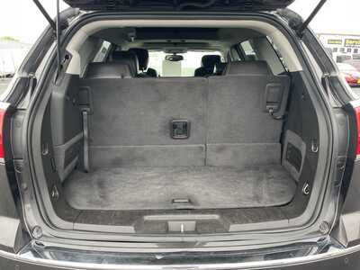 2017 Buick Enclave, $13937. Photo 9