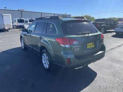 2013 Subaru Outback, $13997. Photo 6