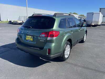 2013 Subaru Outback, $13997. Photo 8