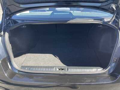 2015 Subaru Legacy, $15987. Photo 9