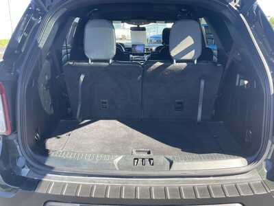 2021 Ford Explorer, $26927. Photo 10
