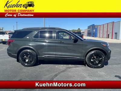 2021 Ford Explorer, $26927. Photo 1