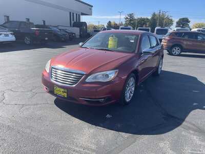 2011 Chrysler 200, $4995. Photo 4