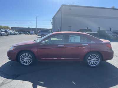 2011 Chrysler 200, $4995. Photo 6