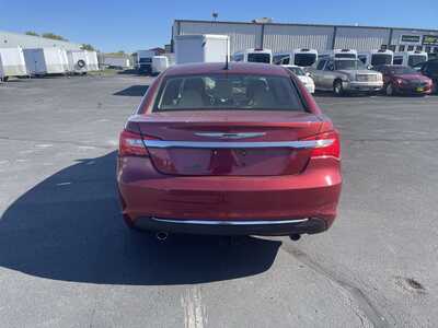 2011 Chrysler 200, $4995. Photo 8