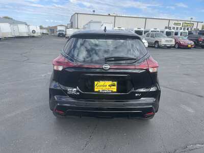 2023 Nissan Kicks, $12997. Photo 7
