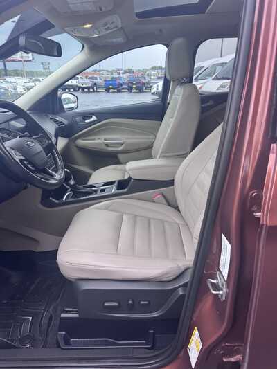 2017 Ford Escape, $9995. Photo 11