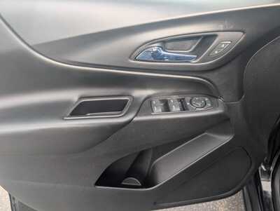 2018 Chevrolet Equinox, $8995. Photo 10