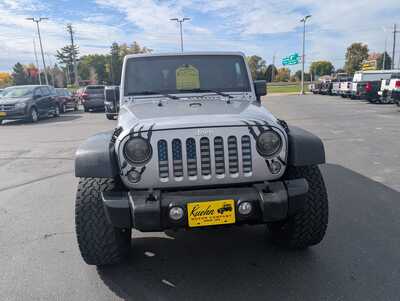 2016 Jeep Wrangler Unlimited, $14973. Photo 3