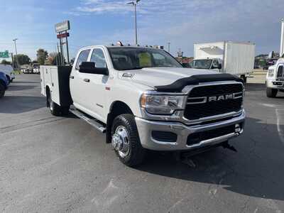 2020 RAM 3500 Crew Cab, $36495. Photo 2
