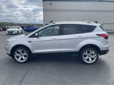 2019 Ford Escape, $12937. Photo 5