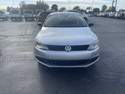2014 Volkswagen Jetta, $9987. Photo 3