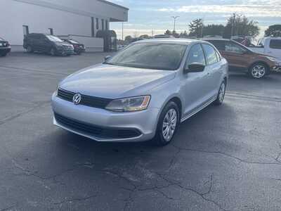 2014 Volkswagen Jetta, $9987. Photo 4