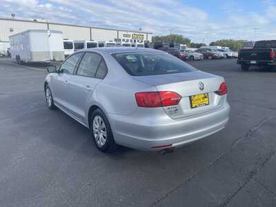 2014 Volkswagen Jetta, $9987. Photo 6