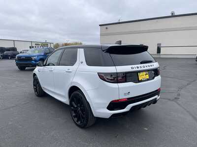 2021 Land Rover Discovery, $24995. Photo 6