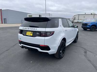 2021 Land Rover Discovery, $24995. Photo 8