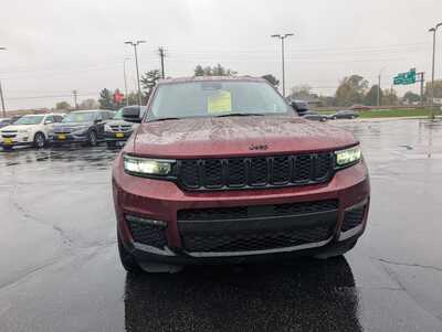 2023 Jeep Grand Cherokee L, $28995. Photo 3