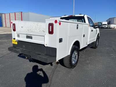 2022 Ford F250 Reg Cab, $29995. Photo 8