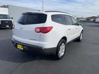 2010 Chevrolet Traverse, $4995. Photo 8