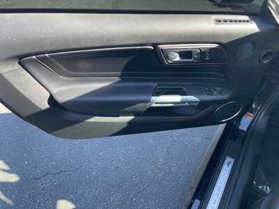 2018 Ford Mustang, $15964. Photo 11
