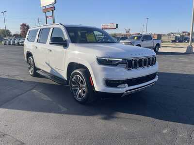 2024 Jeep Wagoneer, $29993. Photo 2
