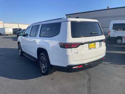 2024 Jeep Wagoneer, $29993. Photo 6