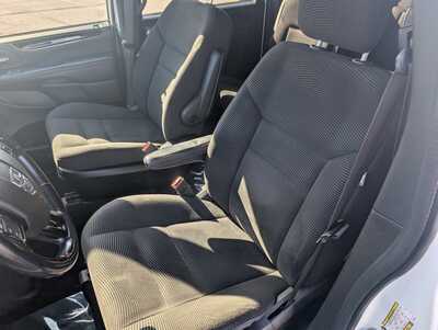 2020 Dodge Grand Caravan, $15927. Photo 11