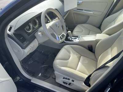 2012 Volvo XC60, $14495. Photo 10