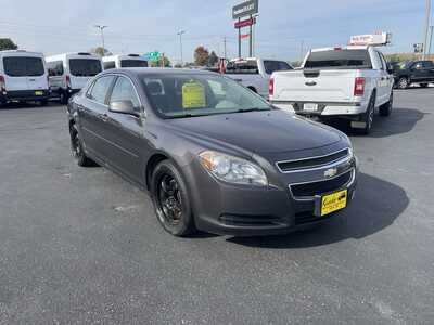2012 Chevrolet Malibu, $2995. Photo 2