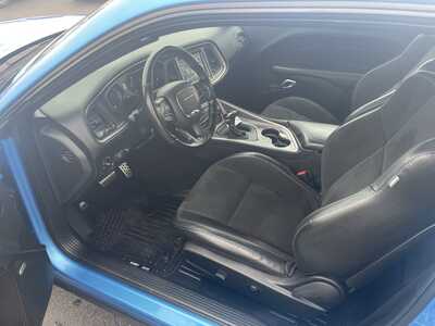 2019 Dodge Challenger, $19937. Photo 11