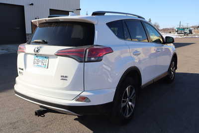 2018 Toyota RAV4, $14995. Photo 3