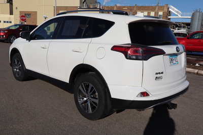 2018 Toyota RAV4, $14995. Photo 4