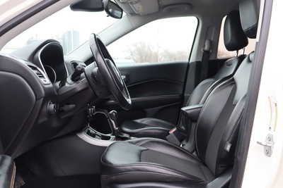 2018 Jeep Compass, $11995. Photo 10