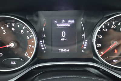 2018 Jeep Compass, $11995. Photo 12