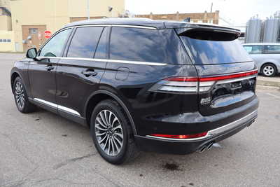 2022 Lincoln Aviator, $31995. Photo 4