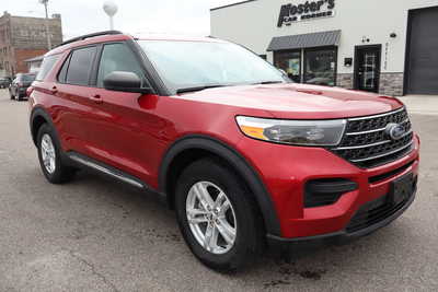 2021 Ford Explorer, $19995. Photo 2