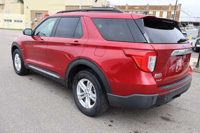 2021 Ford Explorer, $19995. Photo 4