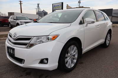 2015 Toyota Venza, $11995. Photo 1
