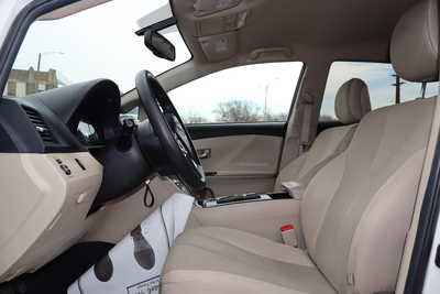 2015 Toyota Venza, $11995. Photo 5