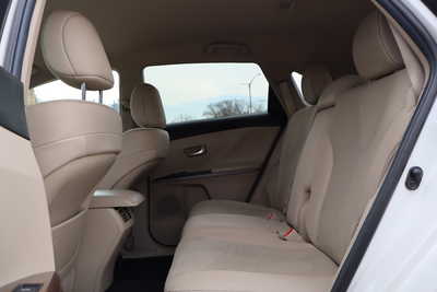 2015 Toyota Venza, $11995. Photo 6