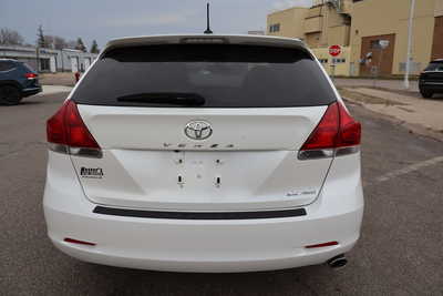 2015 Toyota Venza, $11995. Photo 10