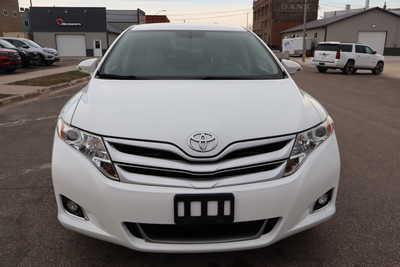 2015 Toyota Venza, $11995. Photo 12