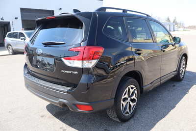2020 Subaru Forester, $21500. Photo 3