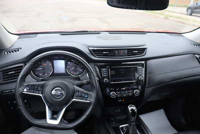 2019 Nissan Rogue, $11995. Photo 7